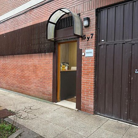 Hostel Puerta Del Angel مدريد المظهر الخارجي الصورة