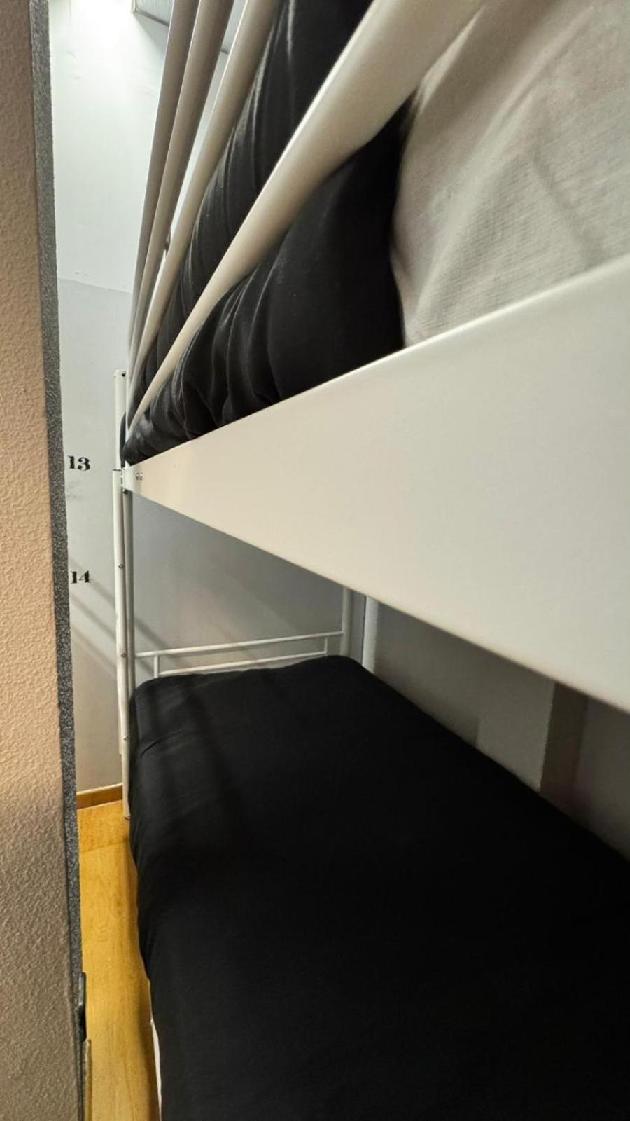 Hostel Puerta Del Angel مدريد المظهر الخارجي الصورة