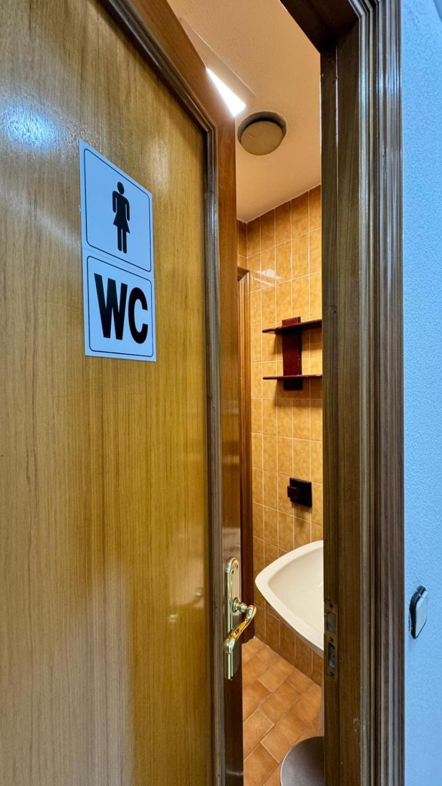 Hostel Puerta Del Angel مدريد المظهر الخارجي الصورة